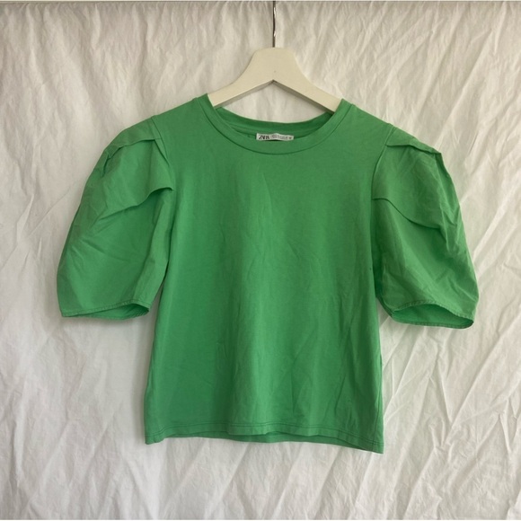 Zara VOLUMINOUS PLEATED TOP Puff  Blouse, Size Small - Picture 3 of 14